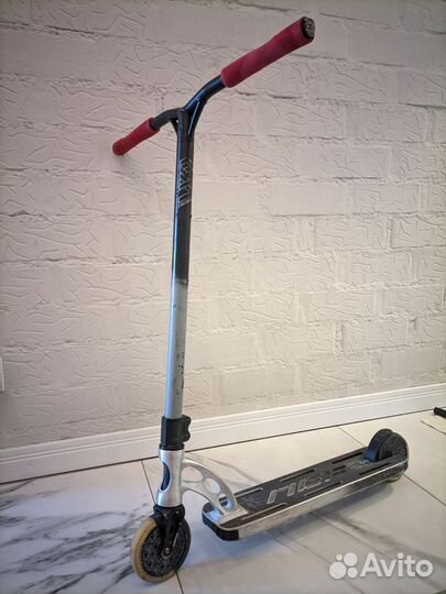 Трюковой самокат mgp vx9