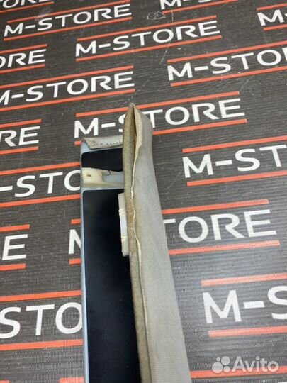 Обшивка стойки передняя правая Mercedes-Benz