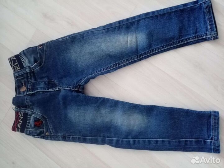 Джинсы