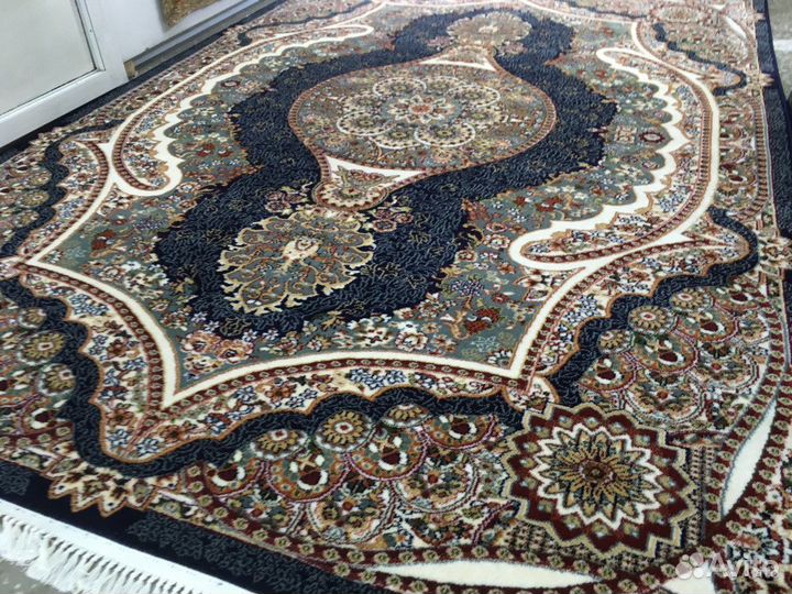 Ковер размером : 2.50х3.50 (№ 29517-44) новый