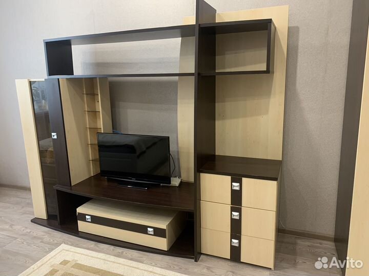 Тумба под телевизор