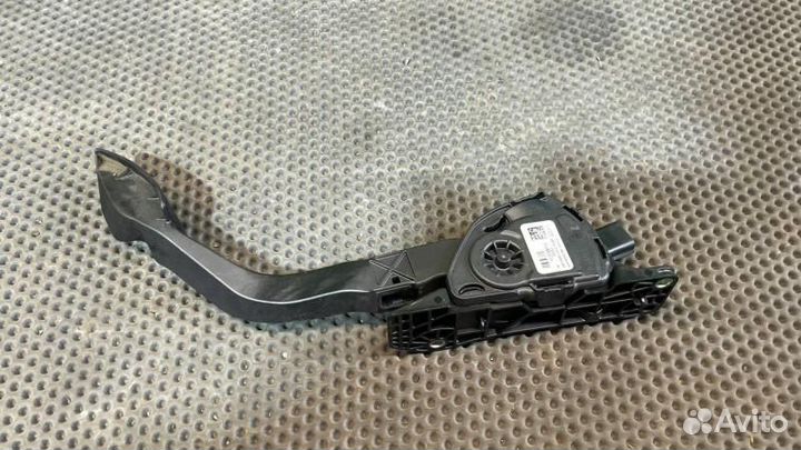 Педаль газа Ford F1DC9F836BA