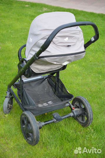 Коляска прогулочная Joie