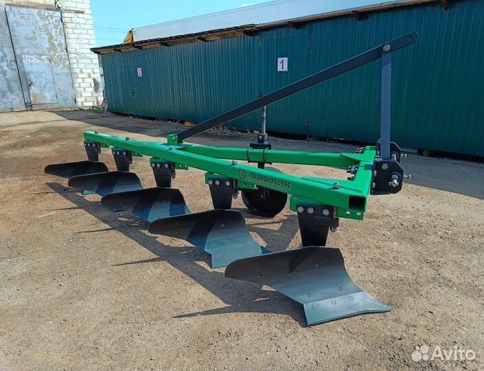 Плуг пятикорпусный плн 5-35 Леспромресурс