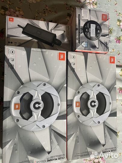 Акустика,усилитель,магнитола в(катер) jbl морская