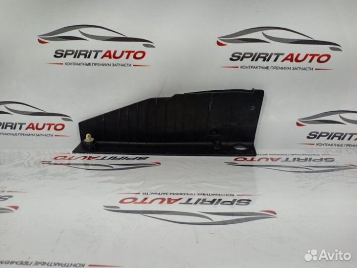 Накладка крыла передняя левая Kia Sportage 4