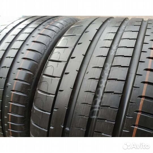 Yokohama Advan Sport V107C 285/40 R22 110Y