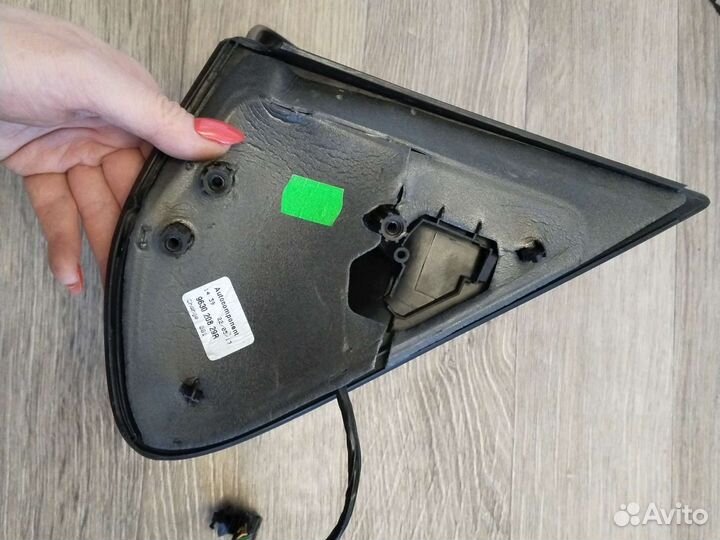 Зеркало левое Renault Logan 2