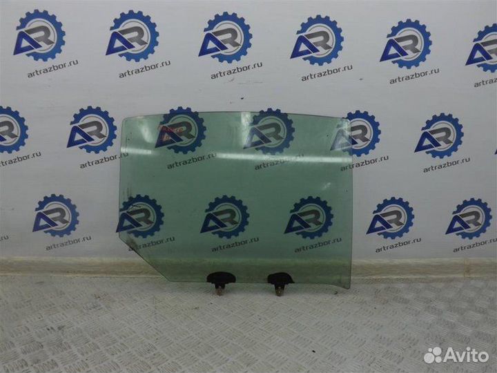 Стекло двери задней правой Renault Fluence 1.6