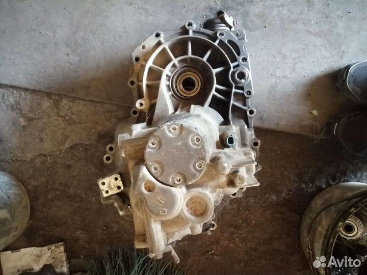 Корпус МКПП Nissan