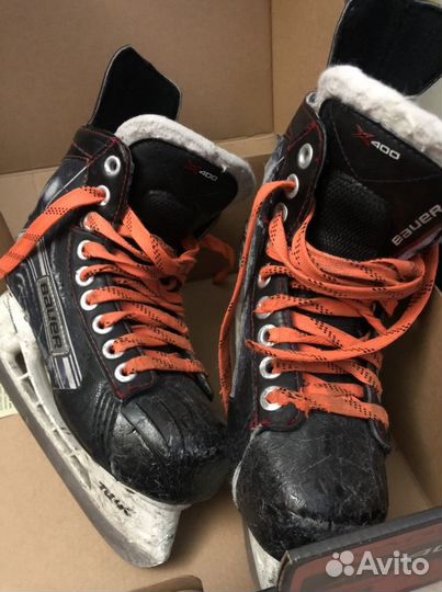 Хоккейные коньки bauer