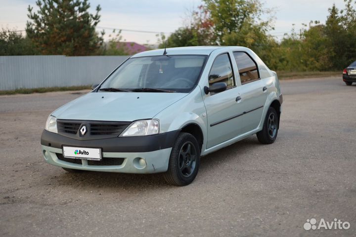 Renault Logan 1.6 МТ, 2006, 275 300 км