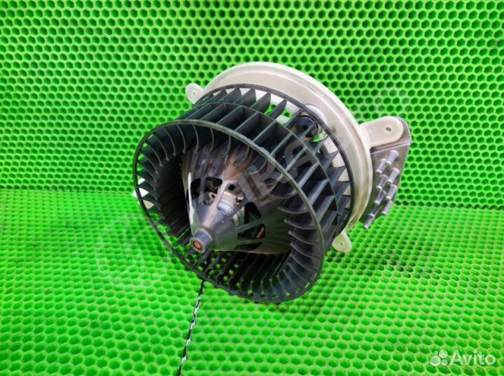 Моторчик отопителя Mercedes-Benz E W210