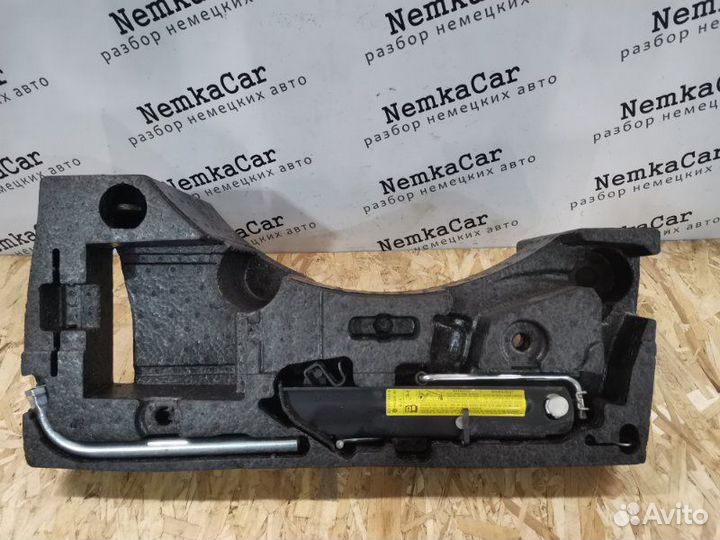 Набор инструментов Volkswagen Passat B6 седан BWA