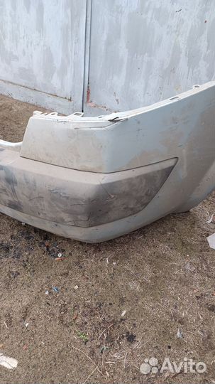 Задний бампер на Рено Логан