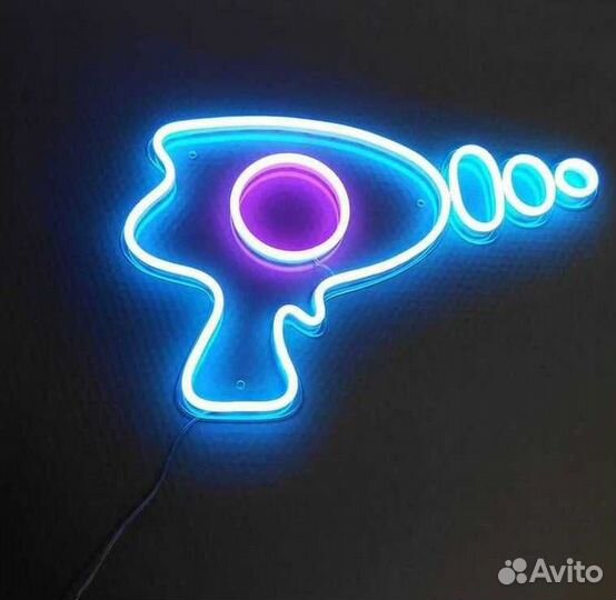 Неоновая вывеска