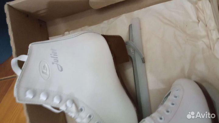 Коньки фигурные