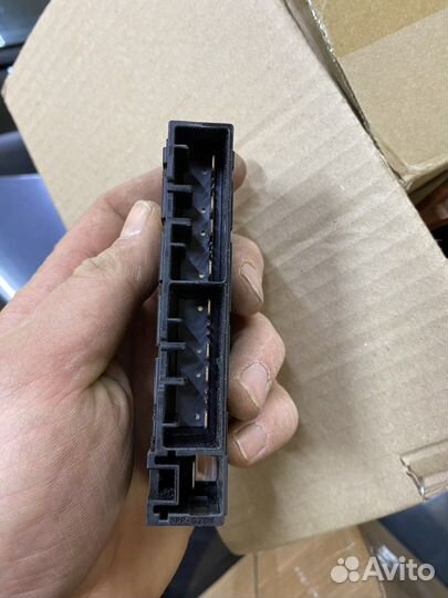 Интегральное реле Toyota 8264147020