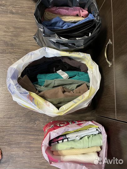 Продам вещи пакетом