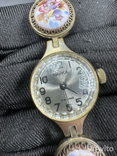 Часы старинные наручные женские чайка финифть