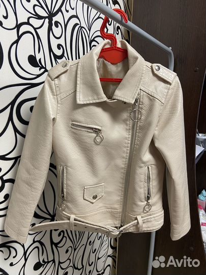 Куртка на девочку