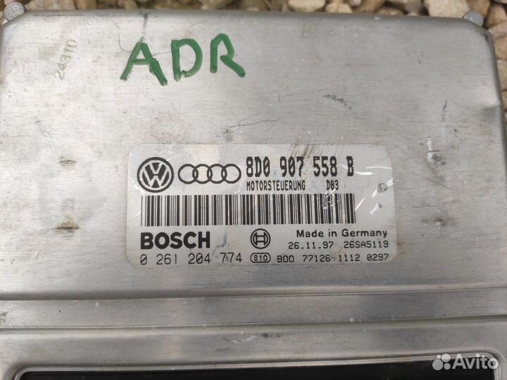 Электронный блок Audi A4 B5 1.8