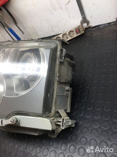 Фары передние Land Rover Range Rover 3