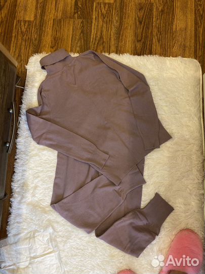 Костюм женский