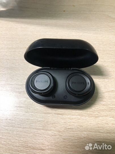Беспроводные наушники philips