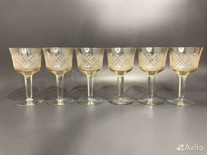 Хрустальные бокалы, цветное стекло,вазы Богемия