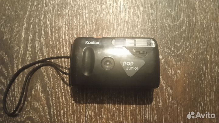 Плёночный фотоаппарат konica