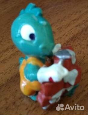 Игрушка киндер Дино-строитель