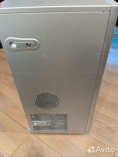 Корпус для пк Thermaltake mozart tx