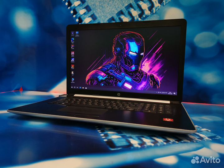 Ноутбук HP с экраном 17 дюймов / R5 2500u + Vega 8