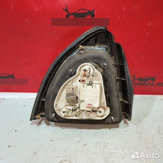 Фонарь правый на Honda Prelude IV