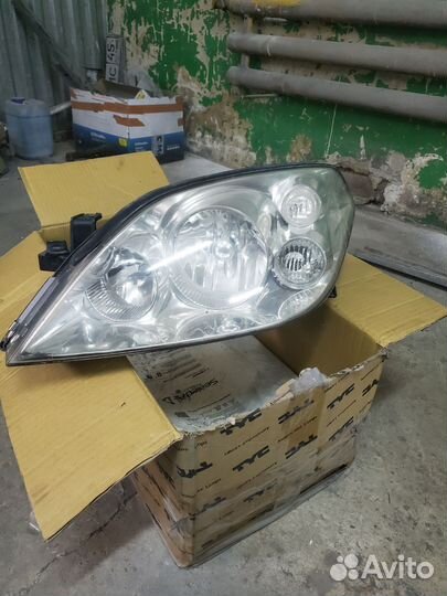 Фара левая nissan primera p12