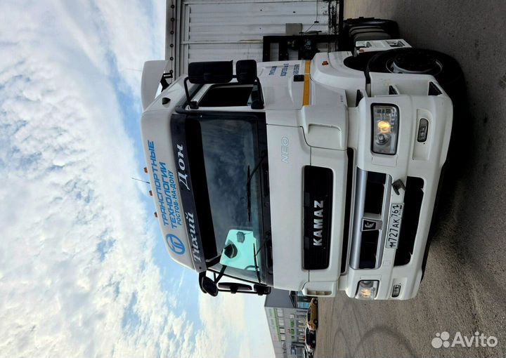 Водитель с категорией Е