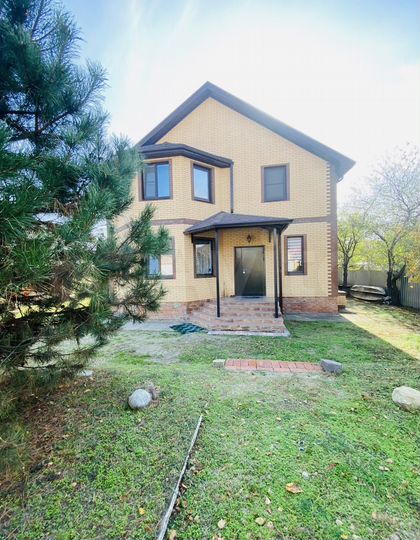 Дом 200 м² на участке 18 сот.