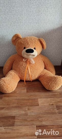 Плюшевый медведь