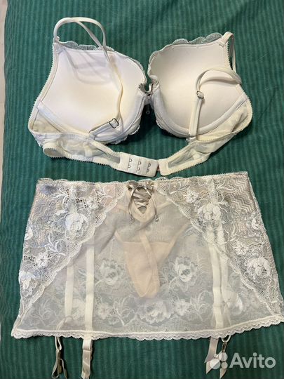 Комплект нижнего белья victoria secret 36B