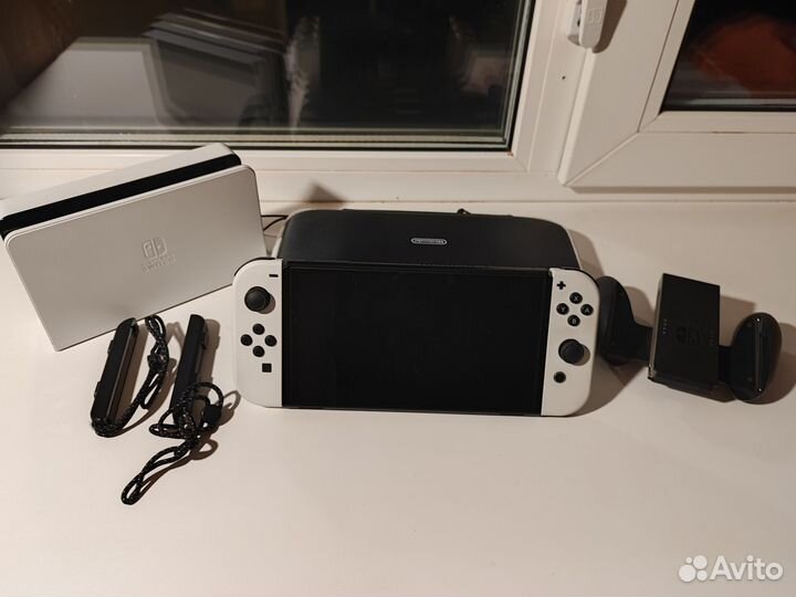 Nintendo switch oled, zelda breath of the wild