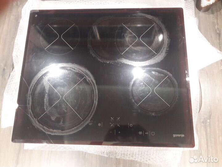 Встраимовая плита электрическая