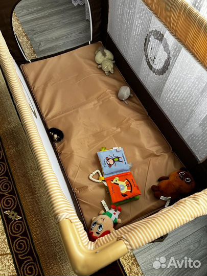 Манеж детский складной