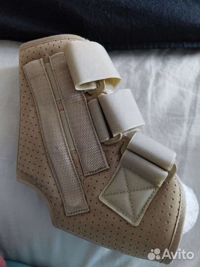 Бандаж на голеностопный сустав