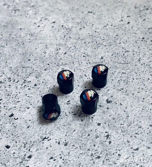 Колпачки на ниппель BMW M