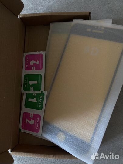 Защитное стекло на iPhone 8 plus