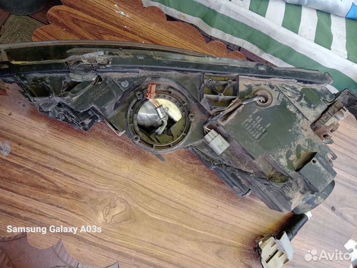 Фара левая mazda 6 gg. Корпус сломан