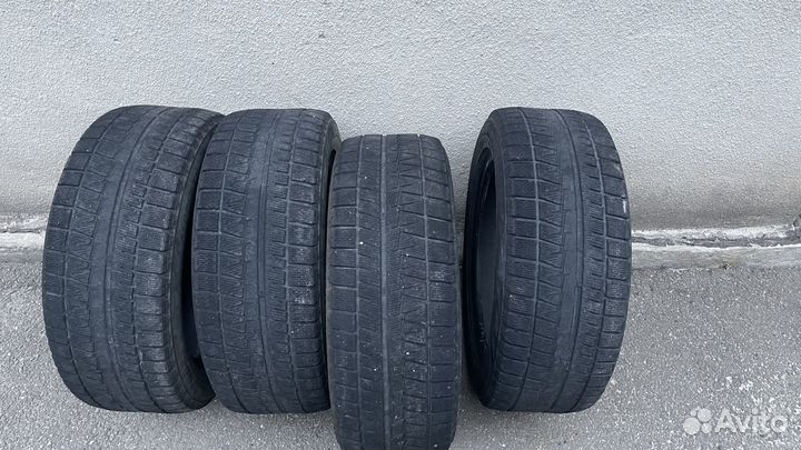 Bridgestone Blizzak Revo GZ 205/55 R16