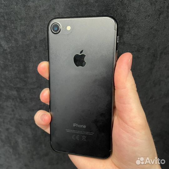 iPhone 7, 32 ГБ