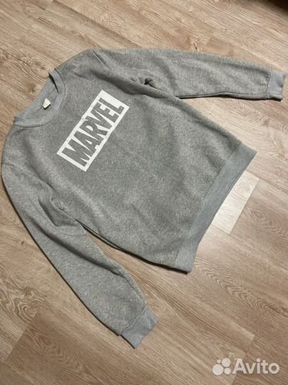 Свитшот 46 р б/у